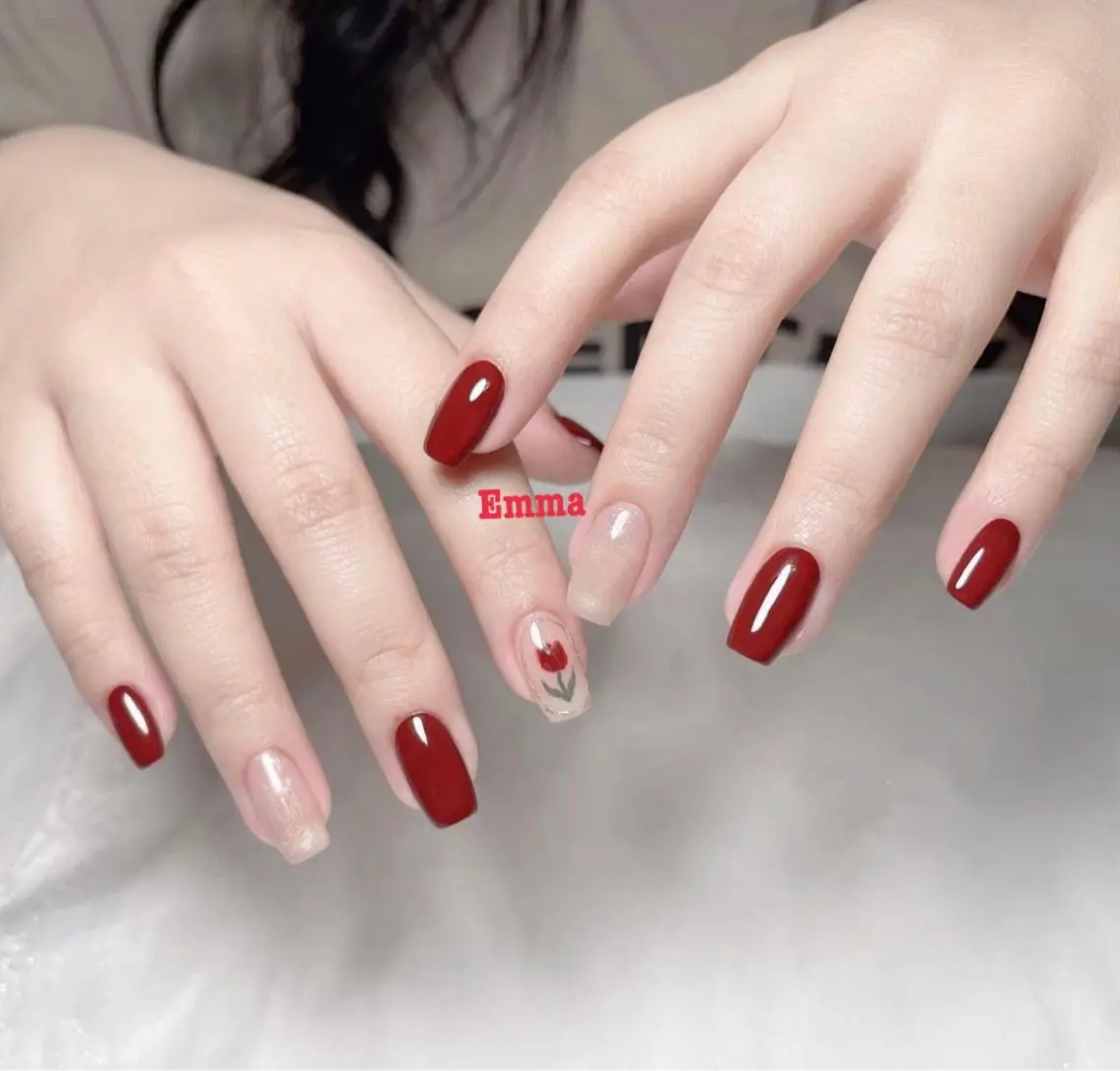 ネイル ハンドネイル ISA_ BELLAのネイルデザイン
