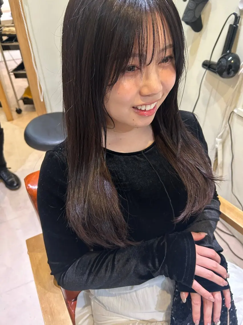 ミディアム カラー カット 久木原 ゆりのヘアスタイル