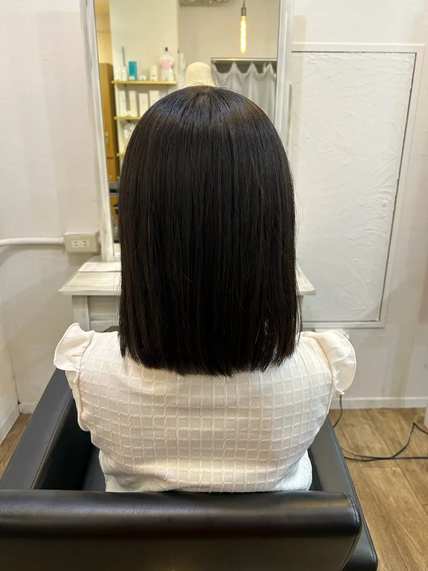 ミディアム ボブ くびれヘア 顔周りカット 韓国風ヘア レイヤーカット ブリーチなしベージュ /ヘアセット/ミユのヘアスタイル