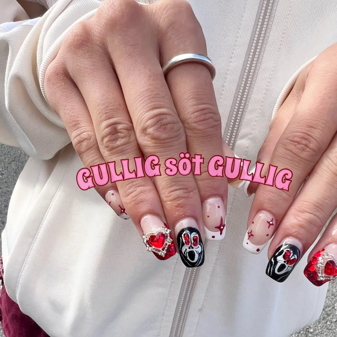 ネイル ハンドネイル フットネイル GULLIG söt GULLIGのネイルデザイン