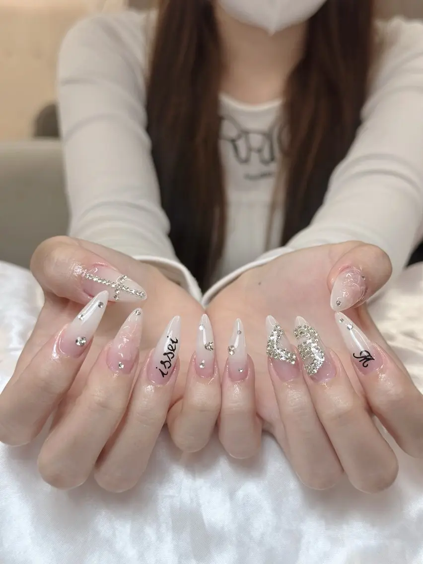 ネイル ハー ティエンのネイルデザイン