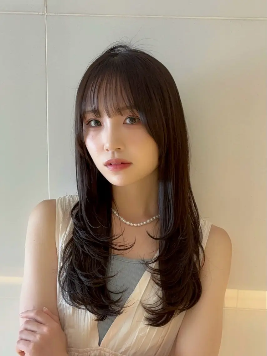 ロング 顔まわりレイヤー 顔周りカット レイヤーカット カット ヘアカラー トリートメント Ayano🎀似 合わせ×透明感🎀のヘアスタイル