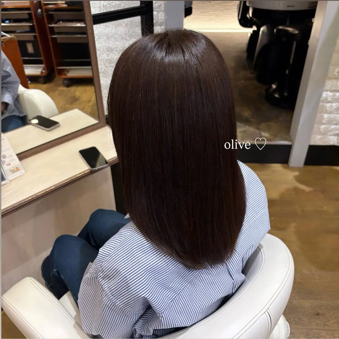 セミロング カラー オリーブカラー 🫧 河内 瑠莉 🫧のヘアスタイル
