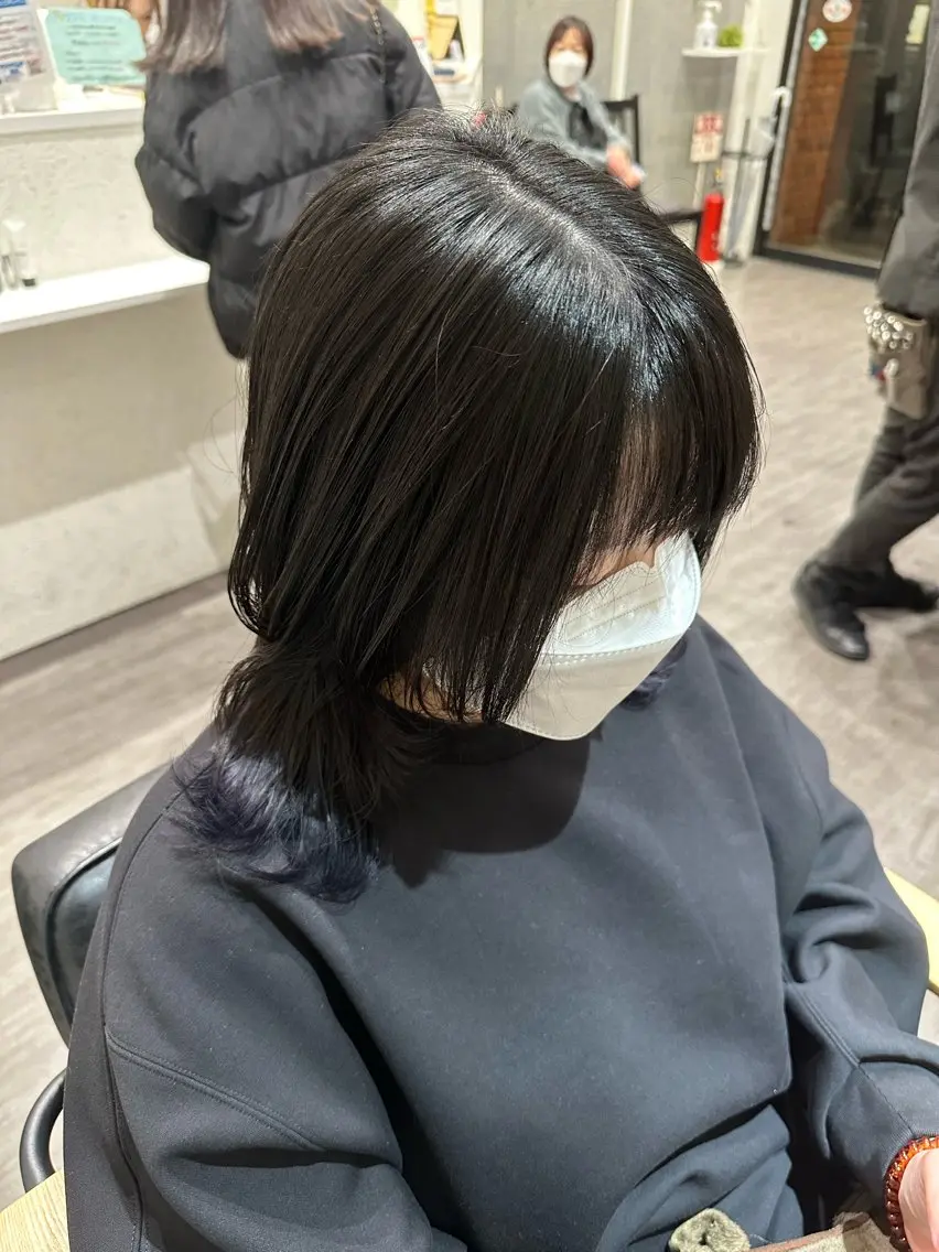 ミディアム カラー ブリーチ ブルーカラー ブルーラベンダー ラベンダーカラー 艶髪レイヤー上田 紗也🇰🇷💗のヘアスタイル