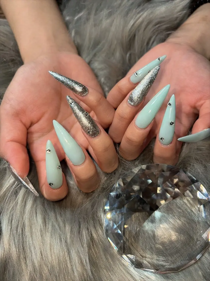 ロング ハンドネイル milinail 莉奈のネイルデザイン