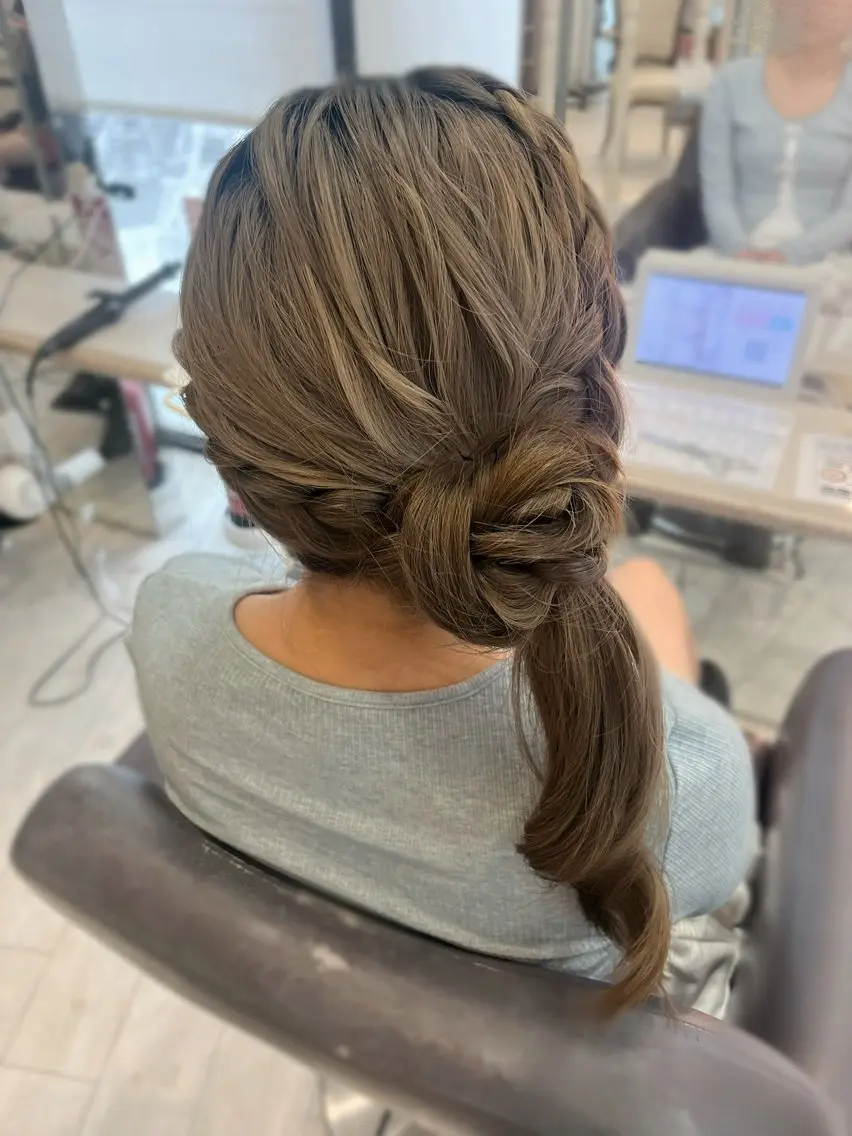セミロング ヘアアレンジ ヘアメ⑅̥艶カラー ⑅̥honokaのヘアスタイル