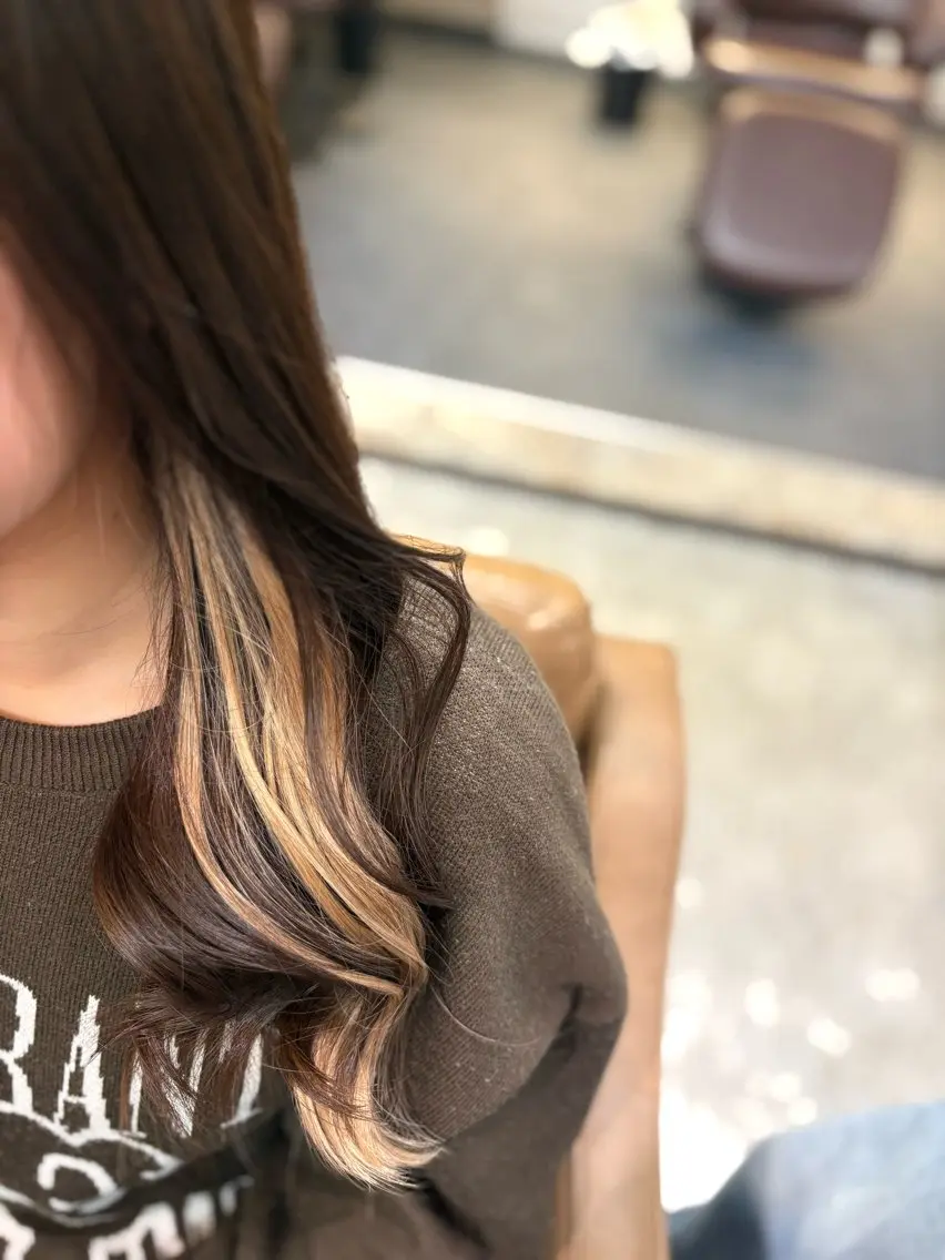 ロング シールエクステ エクステ エクステ 岡本 恋樺のヘアスタイル