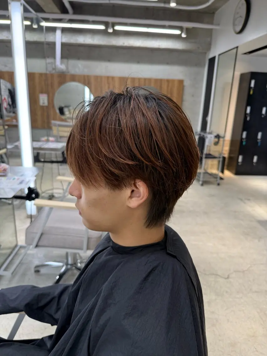 メンズ カット メンズ毛流れパーマ ブリーチSHIONのヘアスタイル