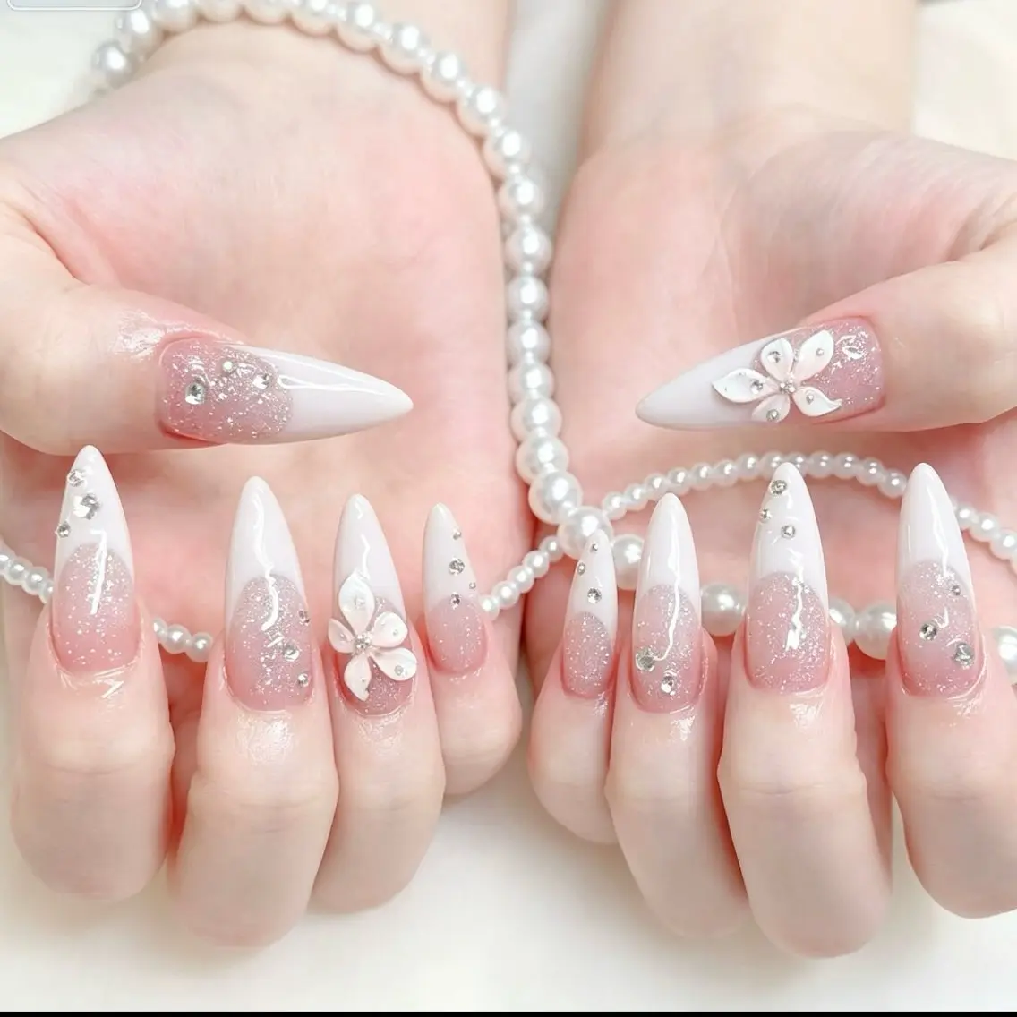 ネイル ハンドネイル 🎀kira 長さだし💗モチ最高のネイルデザイン