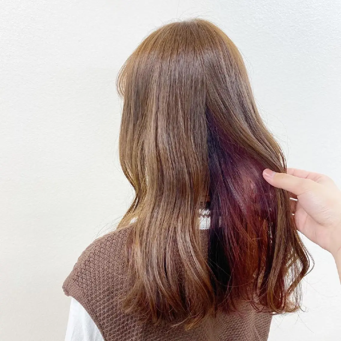 セミロング カラー 🤍💕ブリーチカラ ーAyaka💕🤍のヘアスタイル