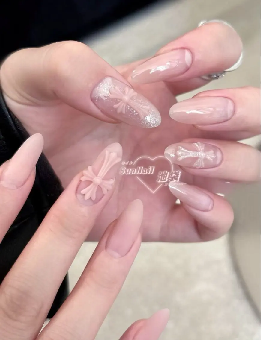 ネイル チークネイル 長さ出し フレンチネイル ガーリー ハート ハンドネイル ハンドケア Sun Nail 池袋のエステ・リラクイメージ