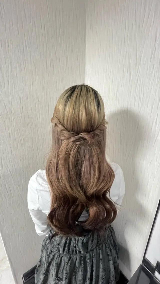 ロング ヘアセット ベルグロー🧡 心斎橋スタッフ🦋のヘアスタイル