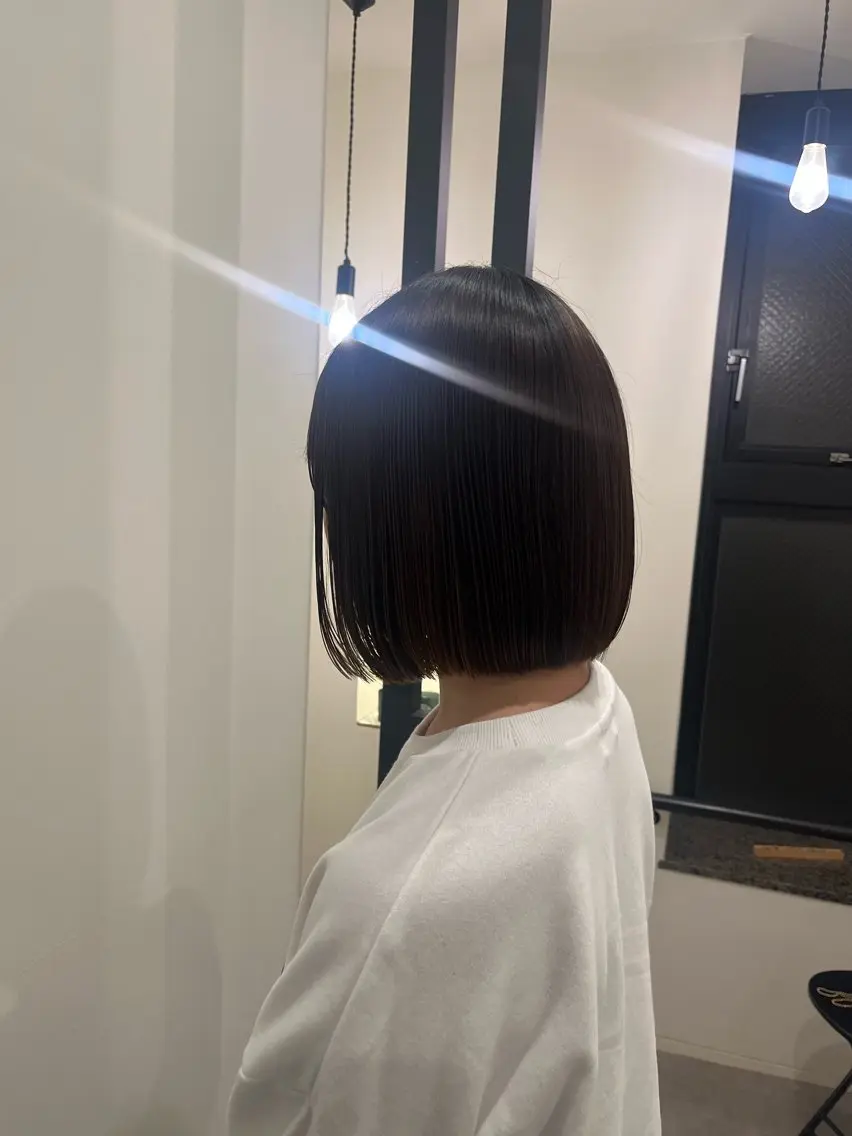 ショート ボブ カット 山本 彩香のヘアスタイル