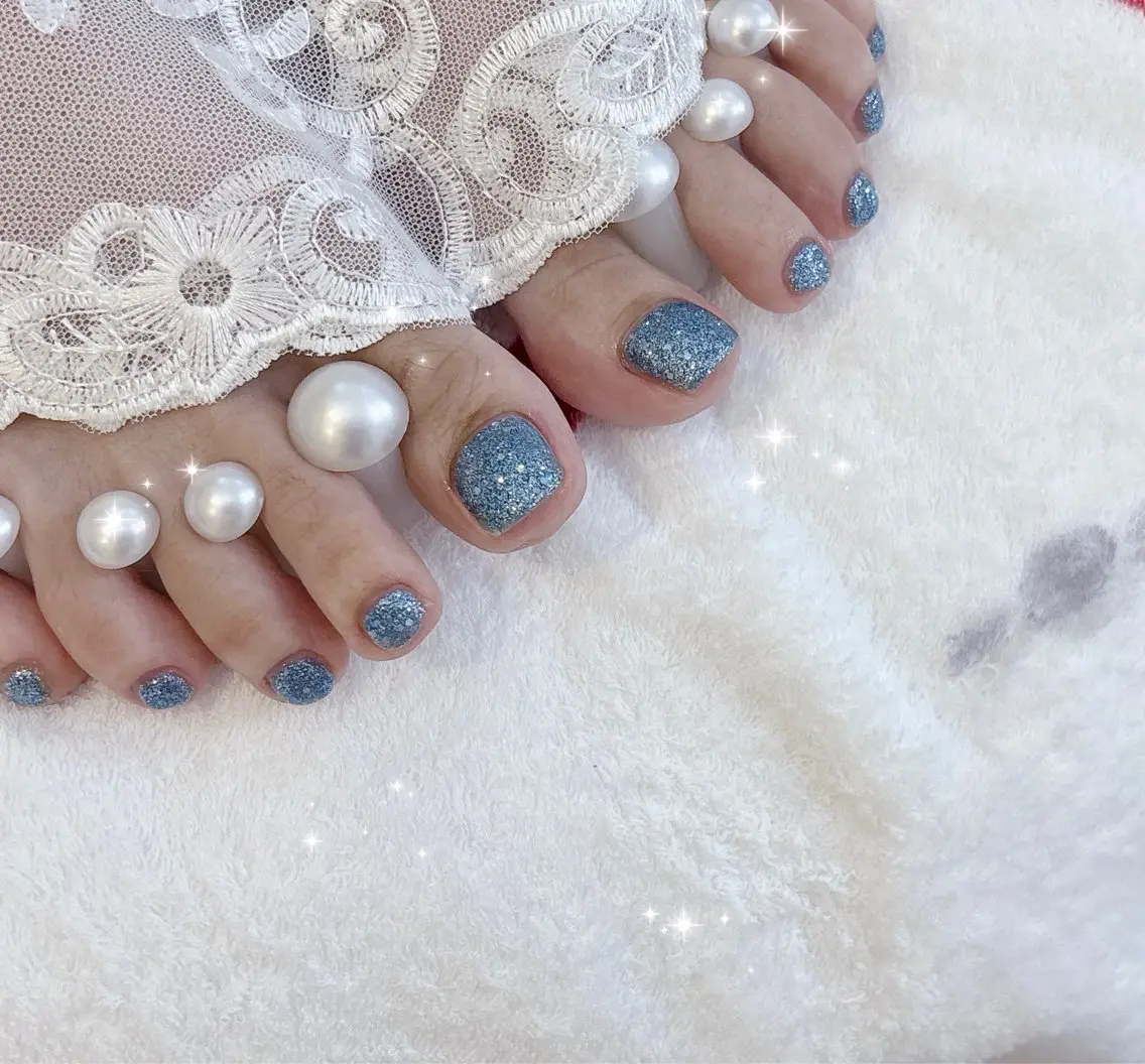 ネイル フットネイル キラキラネイル フットネイル FLARE NAIL フレアネイルのネイルデザイン