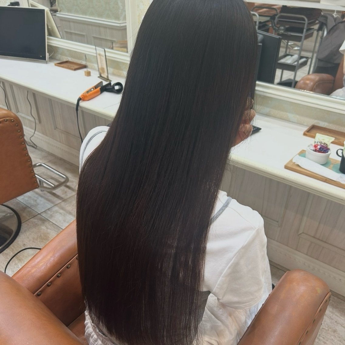 ロング くせ毛 縮毛矯正 縮毛矯正 安原 百愛のヘアスタイル