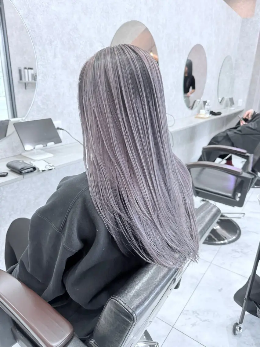 ロング カラー ブリーチ ケアブリーチ デザインカラー ダブルカラー ハイトーンカラー ヘアカラー 🌈派手髪ハイトーン 🌈鈴木亮太🌈のヘアスタイル