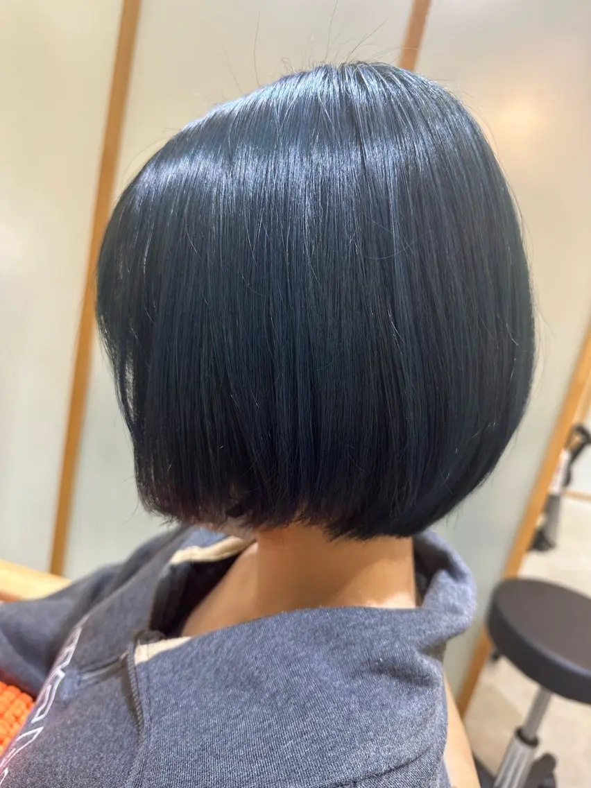 ショート ヘアカラー トリートメント ౨ৎ︎Zina 川口 KIRARI౨ৎのヘアスタイル