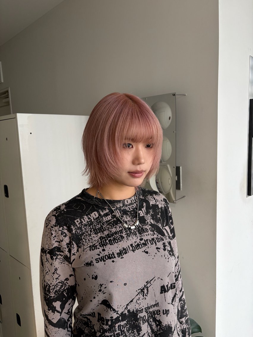 ショート Shion/ レイヤー/髪質改善のヘアスタイル