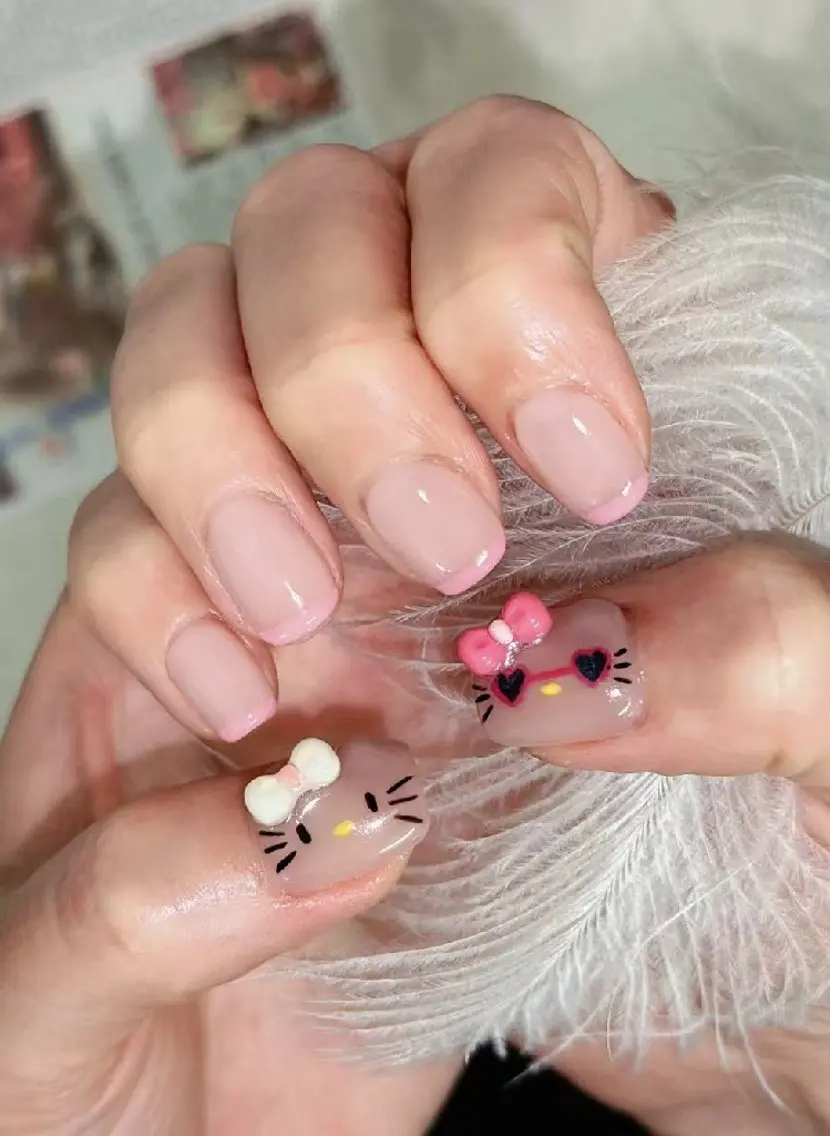 ネイル グロー ネイルのネイルデザイン