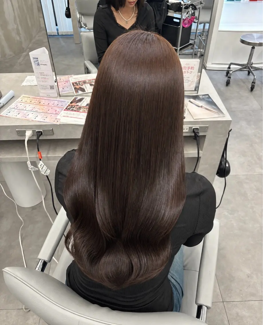 ロング カラー ヘアカラー レディースハイトーン 🎀 RIONのヘアスタイル