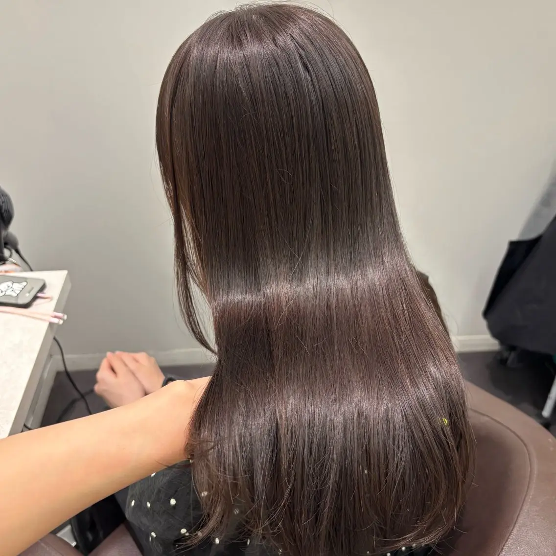 ロング カット ヘアカラー トリートメント 盛れる透明感カラー momokaのヘアスタイル