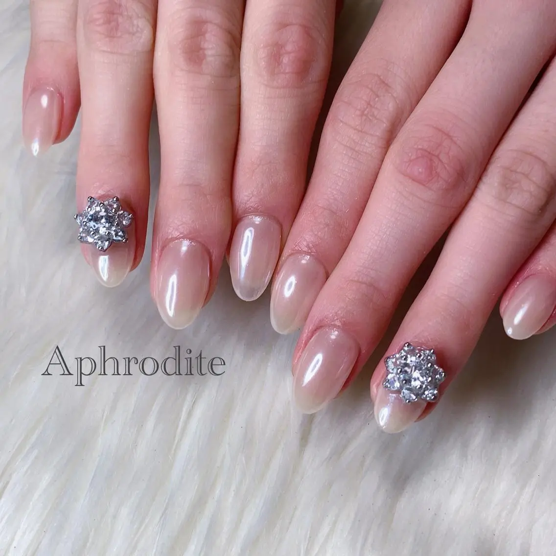 ネイル Aphrodite パラジェル認定サロンのネイルデザイン