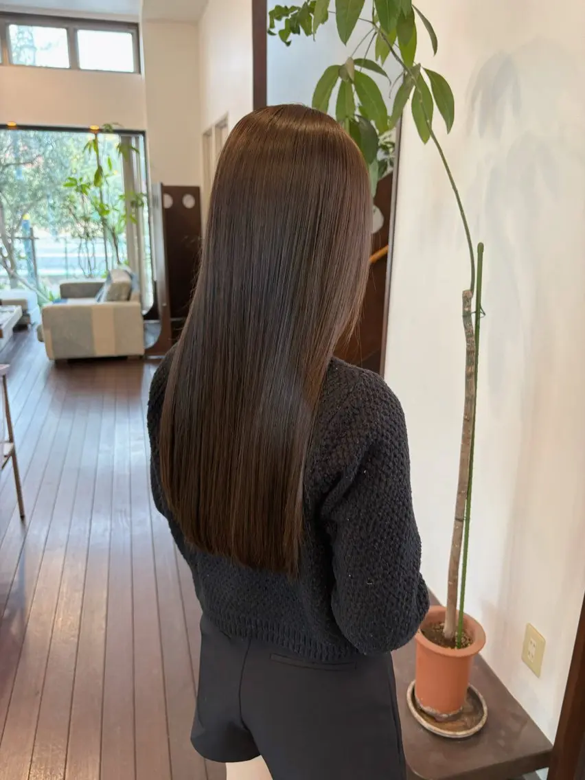 ロング 髪質改善 カット 縮毛矯正 出水 裕大のヘアスタイル