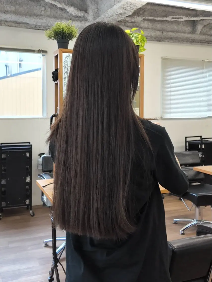ロング カラー ベージュカラー ブラウンカラー 透明感カラー グレージュ 髪質改善 カット ha ruのヘアスタイル