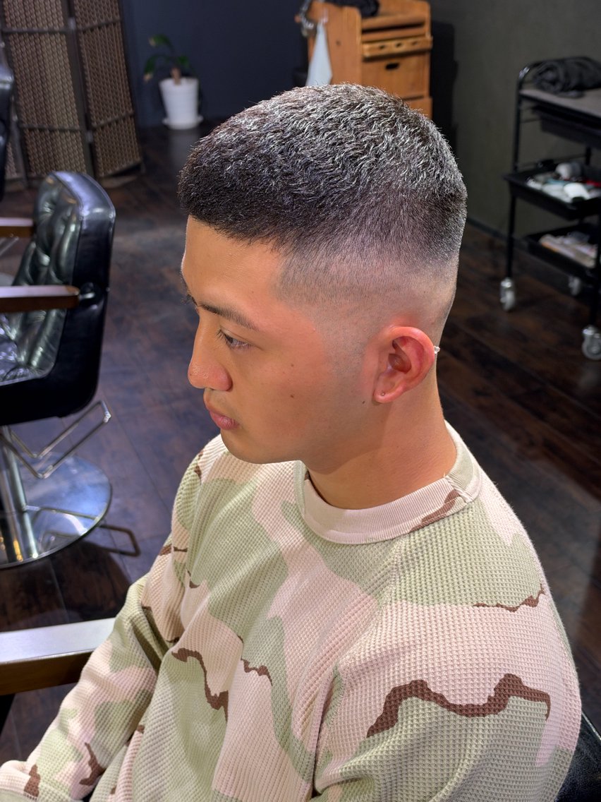 ショート メンズ フェードカット スキンフェード バズカット カット Love&Hair Breit/下川のヘアスタイル