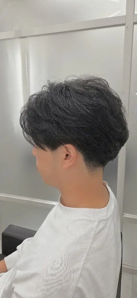 ショート パーマ 🫧‪髪質改善🫧‪ 井原孝洋のヘアスタイル