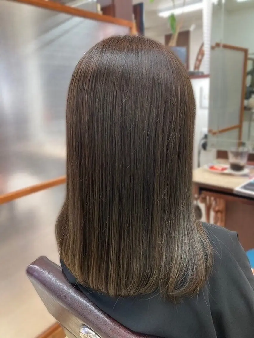セミロング elve水戸 志村葉春のヘアスタイル