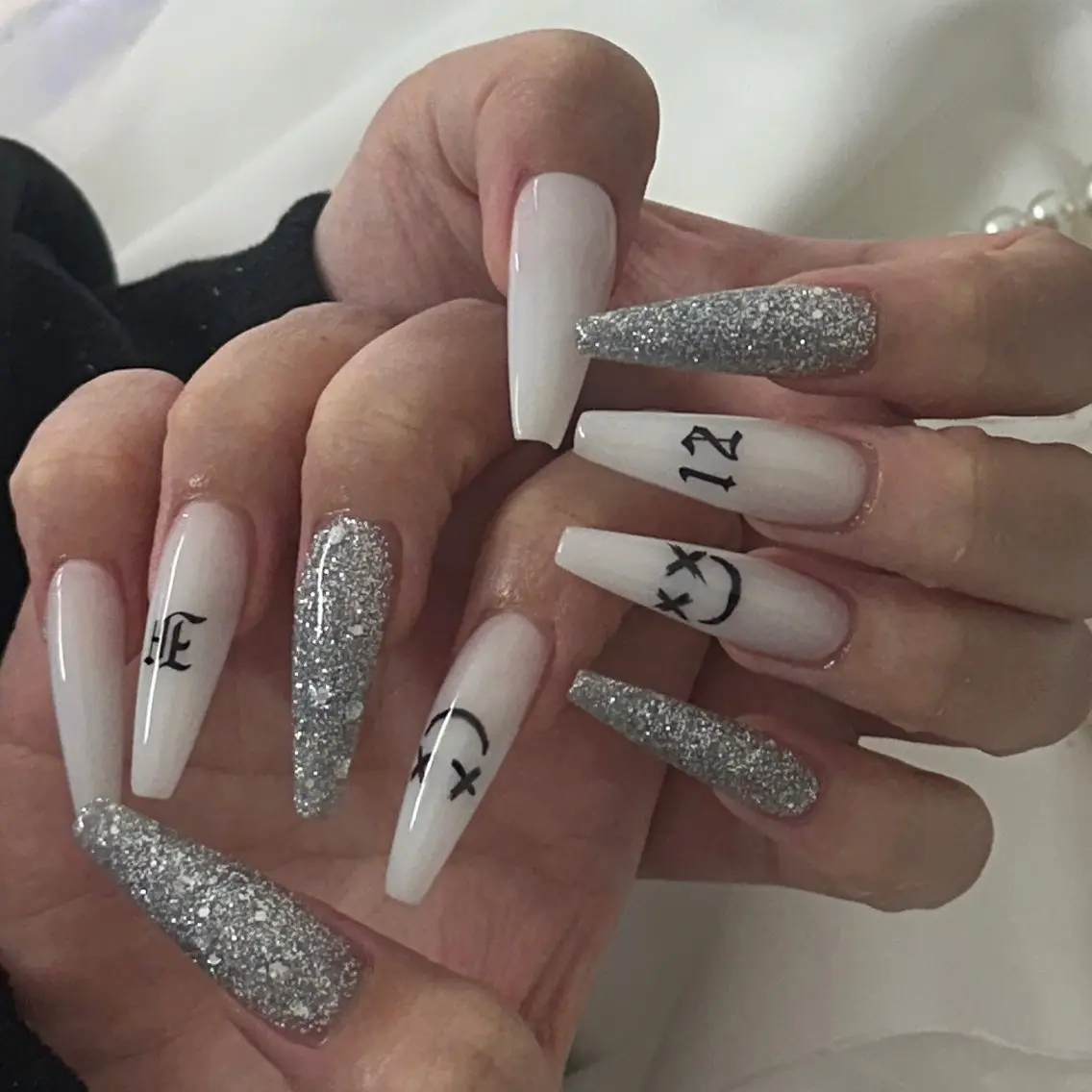 ネイル アートネイル ロングネイル シンプルネイル Nailsalon SKiのネイルデザイン