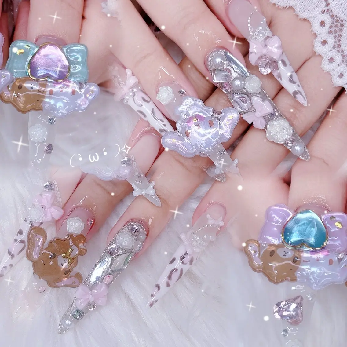 ネイル アニマル柄 クリアネイル ロングネイル ネイルチップ ハンドネイル ハンドケア mini nailのネイルデザイン