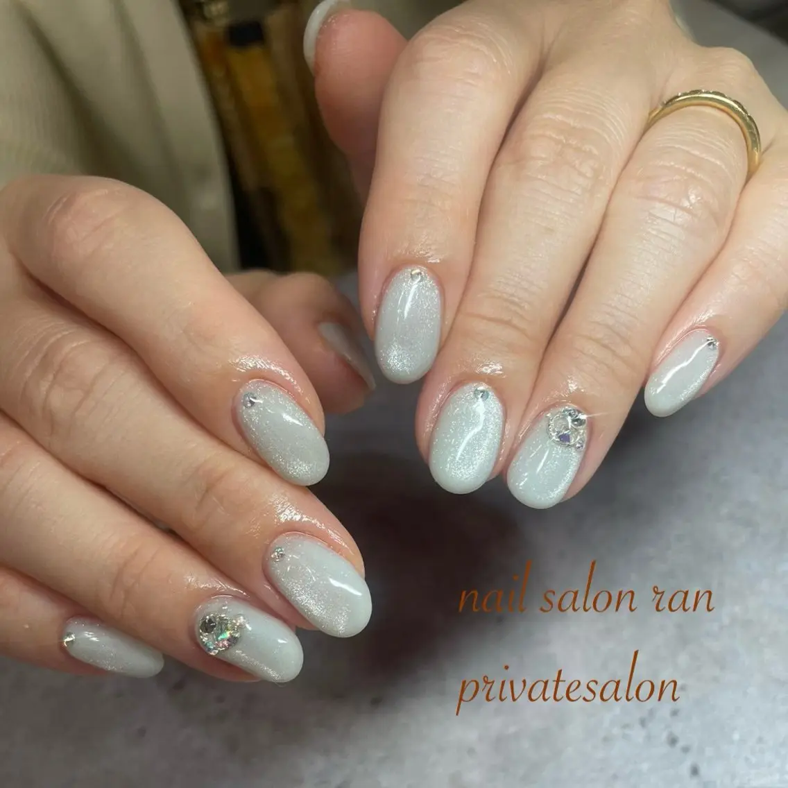 ネイル ブルー キラキラネイル マグネットネイル ストーンネイル ハンドネイル ハンドケア nailsalon ranのネイルデザイン