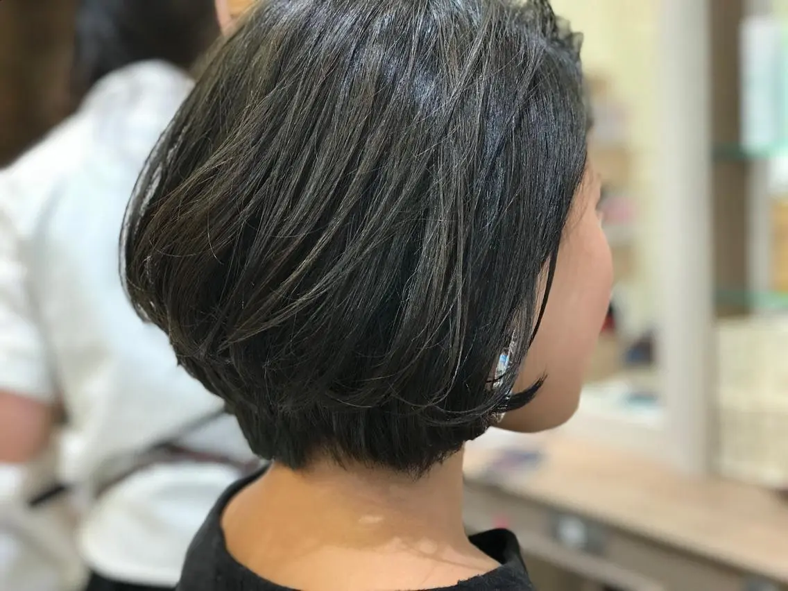 ショート カラー 当日予約🆗✂︎ ウエモト タクのヘアスタイル