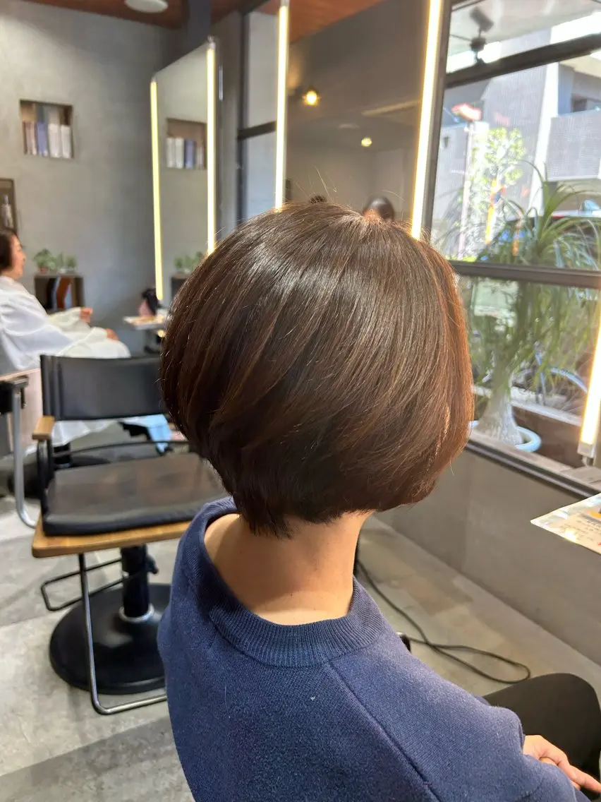 ショート カラー カット ヘアカラー 艶カラー/ベージュ/ ショート/安岡哲兵のヘアスタイル