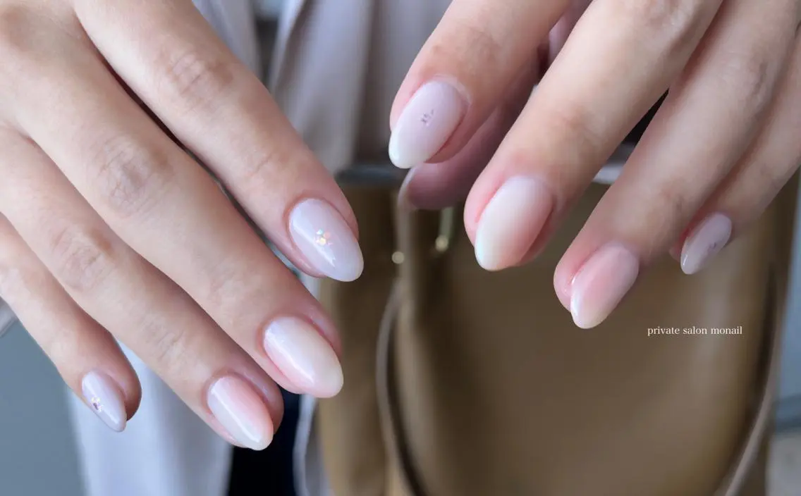 ネイル グラデーション オフィスネイル ハンドネイル nail salon monailのネイルデザイン
