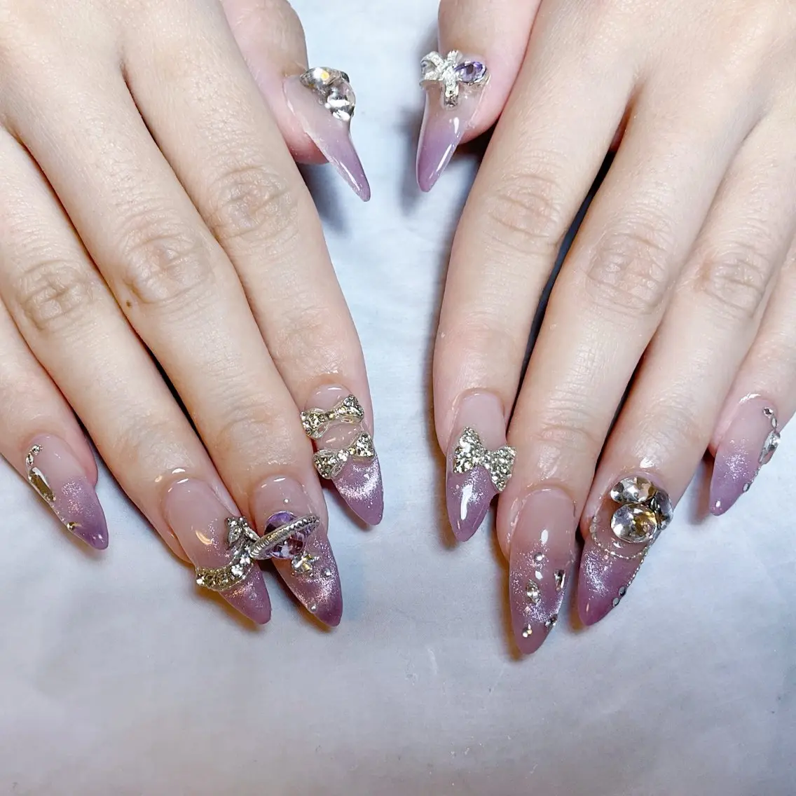 ネイル ハンドネイル 🍭Yun nail hyejin🌸のネイルデザイン
