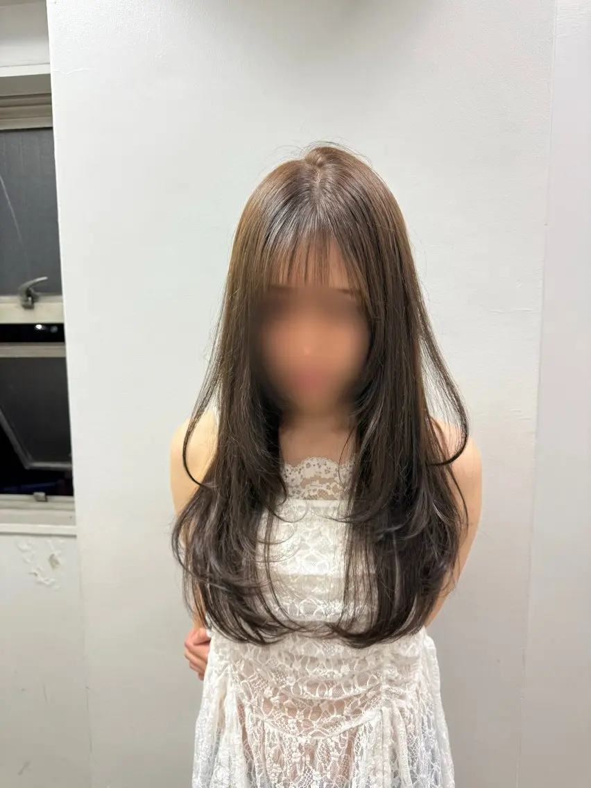ロング カラー ヘアカラー 🧸レイヤー× ベージュ🥯カホ🍯のヘアスタイル