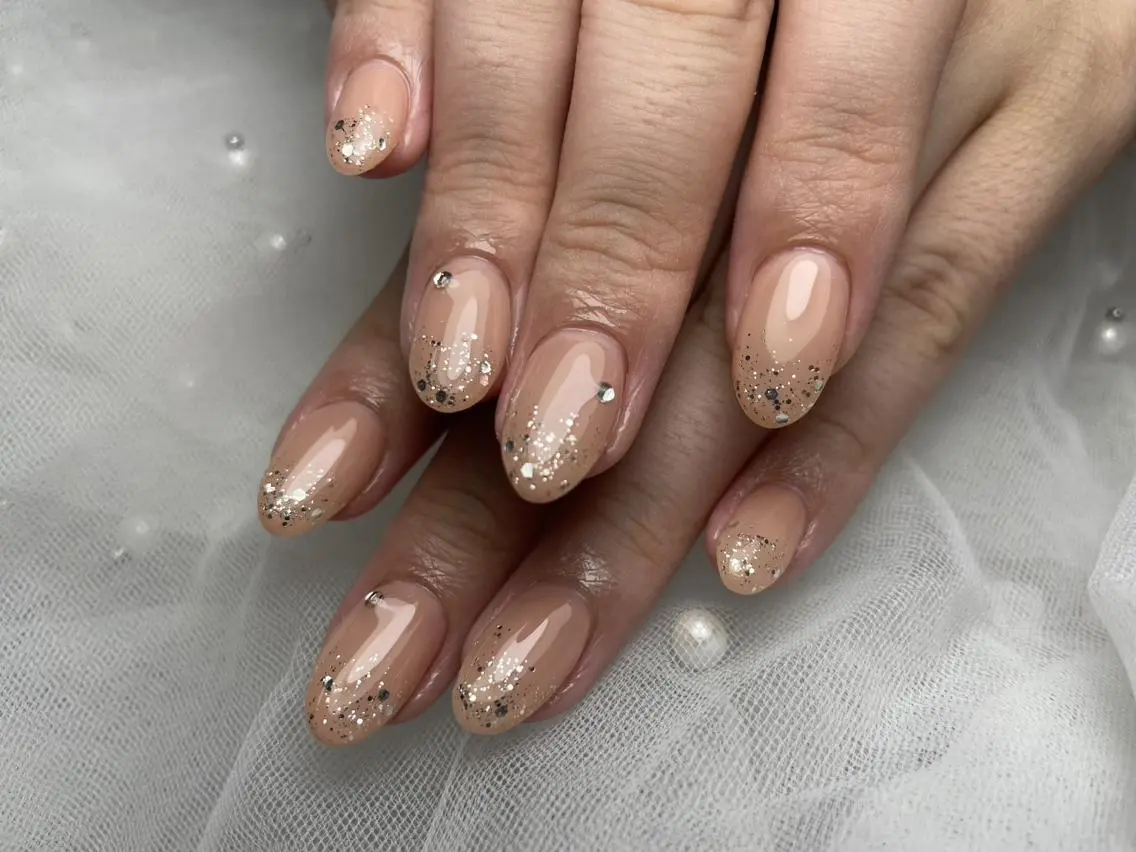 ネイル LUNE 銀座 Eri✨のネイルデザイン