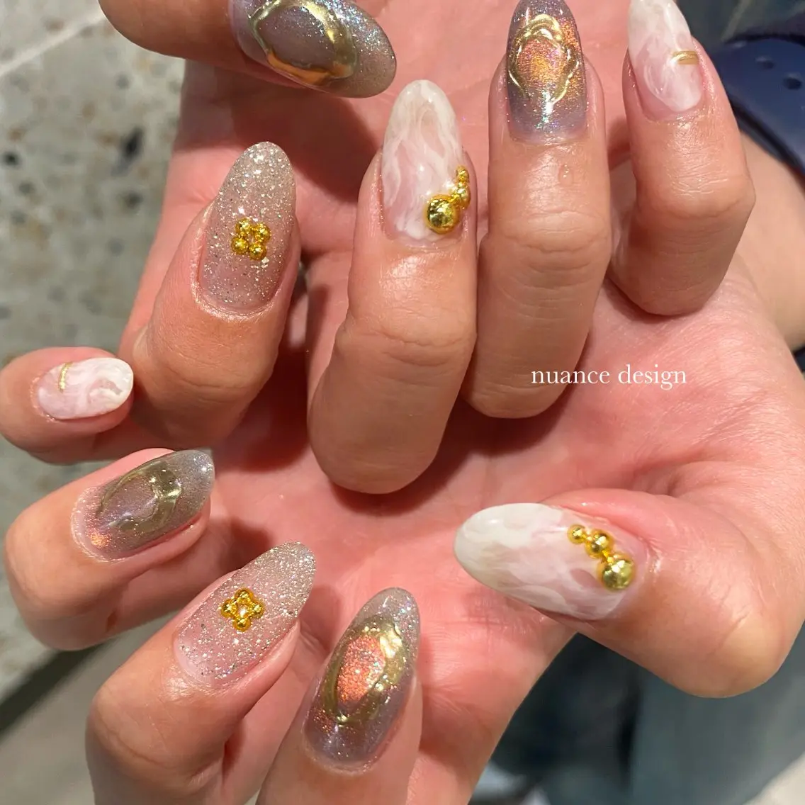 ネイル ニュアンスネイル WAVY airiのネイルデザイン