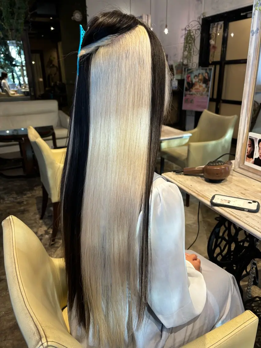 カラー ブリーチ 抜きっぱなしブロンド ブロンド ケアブリーチ マンツーマン 半個室サロン中田大喜のヘアスタイル