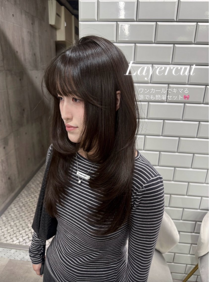 ロング カット ヘアカラー トリートメント ayano / レイヤー/ 縮毛矯正のヘアスタイル