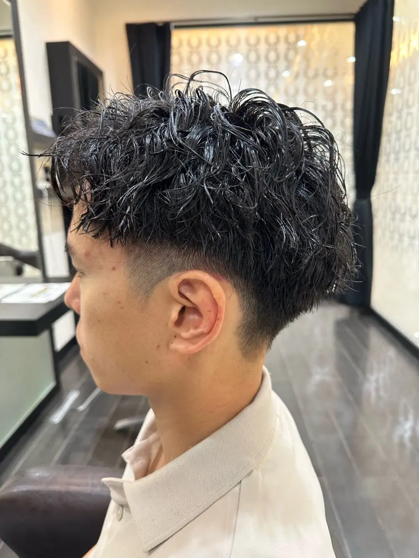 パーマ メンズ ナチュラルヘア 神田一瑳のヘアスタイル