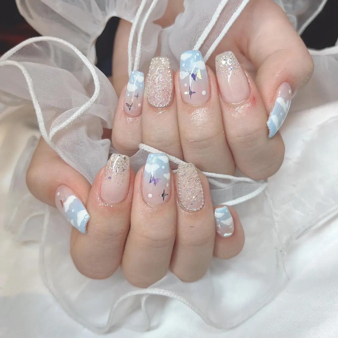 ネイル momoka🤍 四ツ橋のネイルデザイン