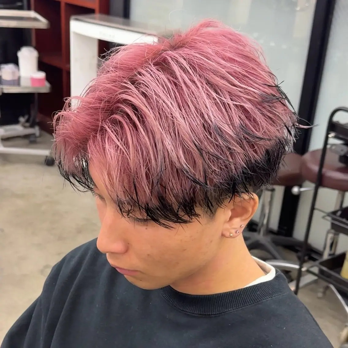 ショート カラー メンズ グラデーションカラー ピンクカラー ホワイトピンク カット ヘアカラー メンズカラー指名率 1位🌈koikeのヘアスタイル