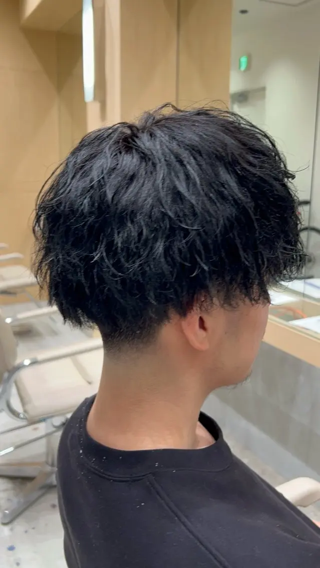 メンズ フェードカット メンズパーマ カット トリートメント 🐲ツイスパ🐲 フェード/龍のヘアスタイル