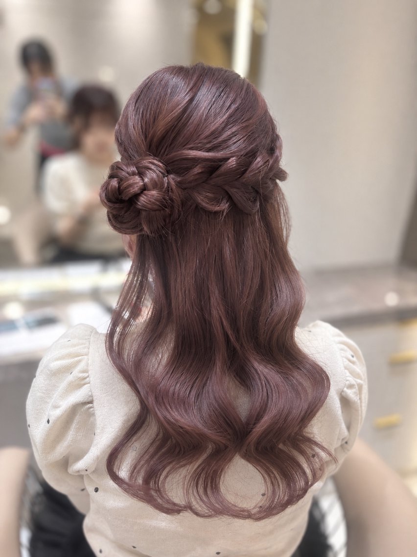 ヘアアレンジ ヘアセット 可愛い製造機🎀 ヘアメイクMoriのヘアスタイル