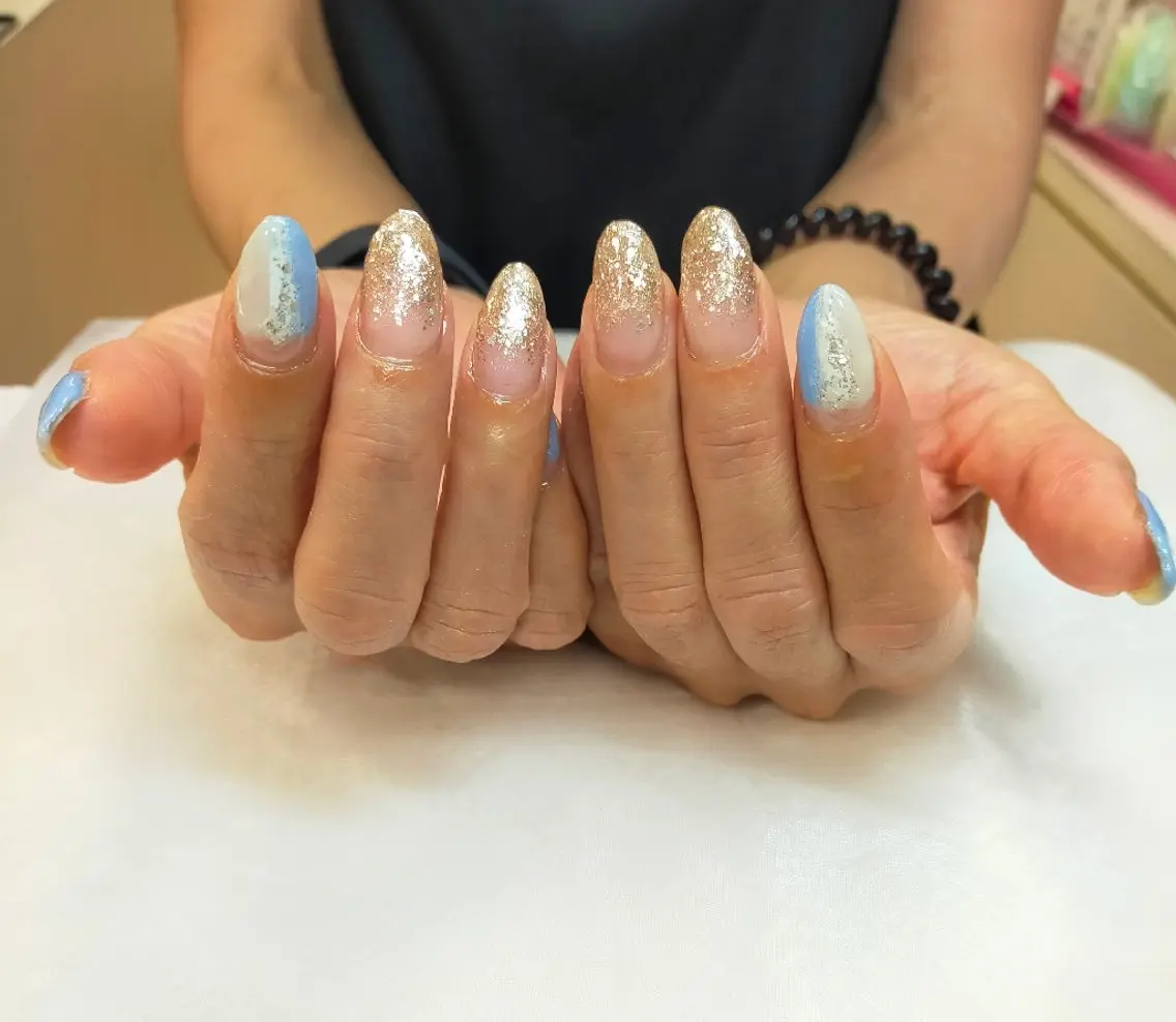 ネイル キラキラネイル ニュアンスネイル maruyasu. yのネイルデザイン