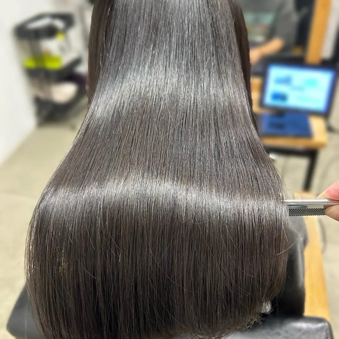 ロング パーマ ストレートパーマ みやたゆうき 髪質改善講師のヘアスタイル